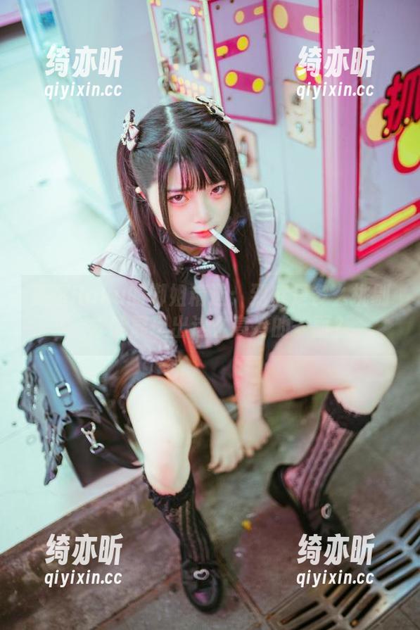 落落Raku 落落Raku的御姐精选:到底是多么挑剔,才能展现出这么高冷的一面?