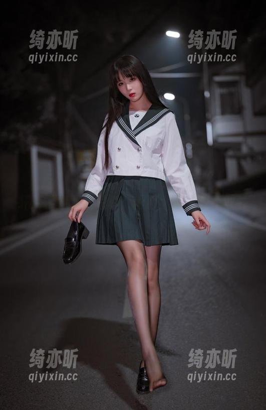 轩萧学姐 轩萧学姐双人写真:画面太美,我不敢看