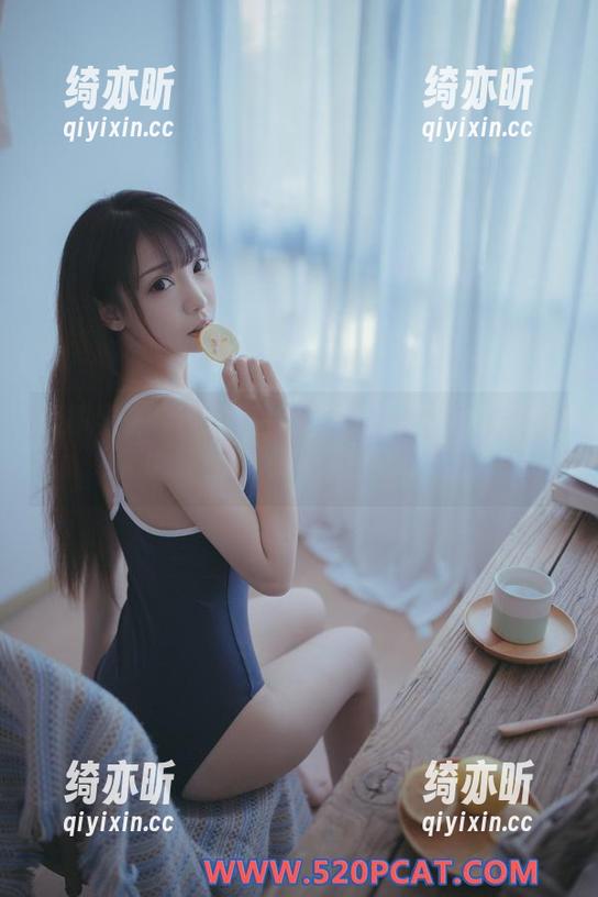 轰趴猫 - 当曲曲在浴室：高清图片真的很麻烦，根本不想思考了！