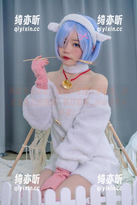 我以为是萌萌，结果一看图片才发现，这才是真正的恶搞！铁打萌萌_moi你个小坏蛋！