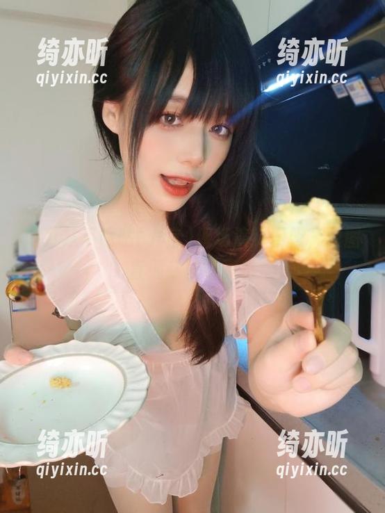 阿九从不咕咕(九言)现场演绎厨娘，原图直通你的味蕾！