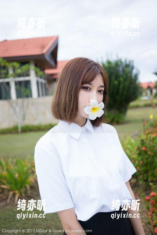 魅妍社-小狐狸Kathryn 魅妍社 - 分享这张原图,我们来聊聊小狐狸Kathryn的泳衣趣事!