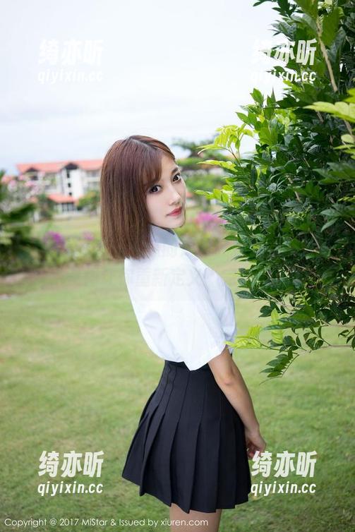 魅妍社 - 在王婉悠的户外私拍里，一张张美图让你重新定义“完美”。