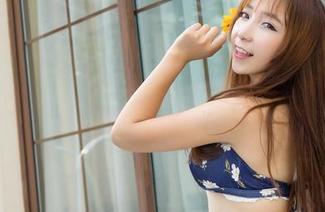 魅妍社 – 黑丝作品：美昕Yumi的腿，实在是让人顾不上吃晚饭的节奏