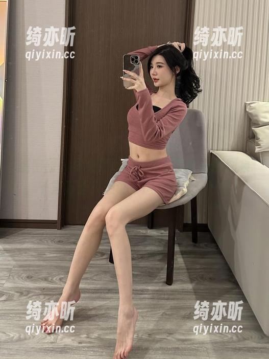 黎允熙baby 微密圈 - 黎允熙baby美女熙熙最新图集,千言万语只想说,这个发型,好搭!